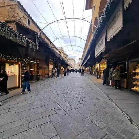 Florentine Pontevecchio By Sweet Homes