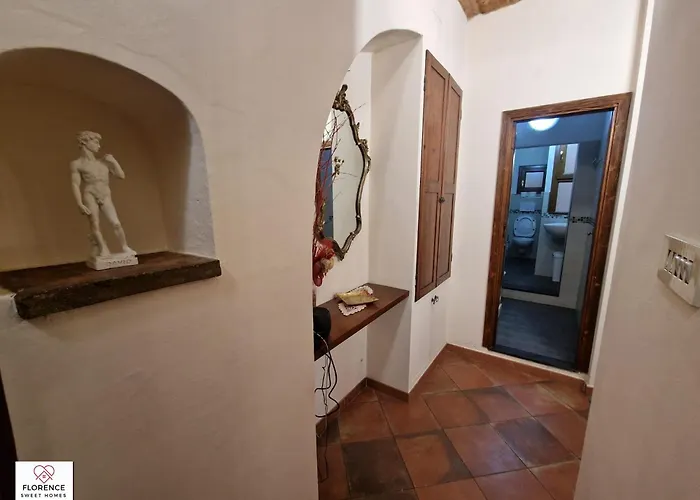 Florentine Pontevecchio By Sweet Homes