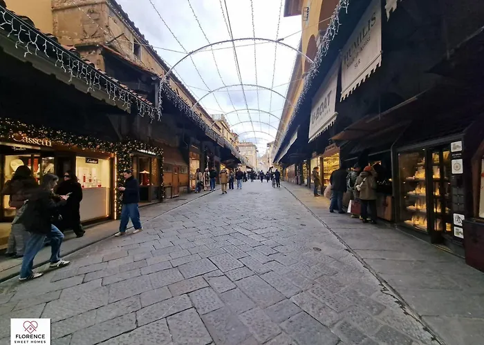 Florentine Pontevecchio By Sweet Homes